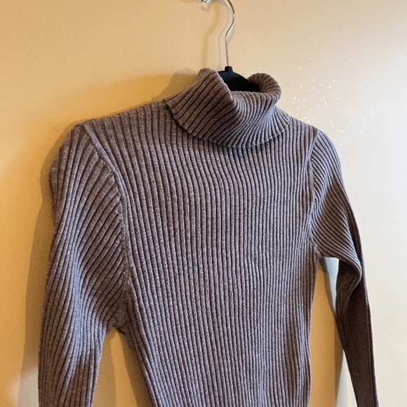 Grey Ribbed Turtleneck - Picture 2 of 2